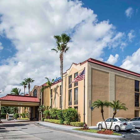 Comfort Inn & Suites Lantana - West Palm Beach South Esterno foto
