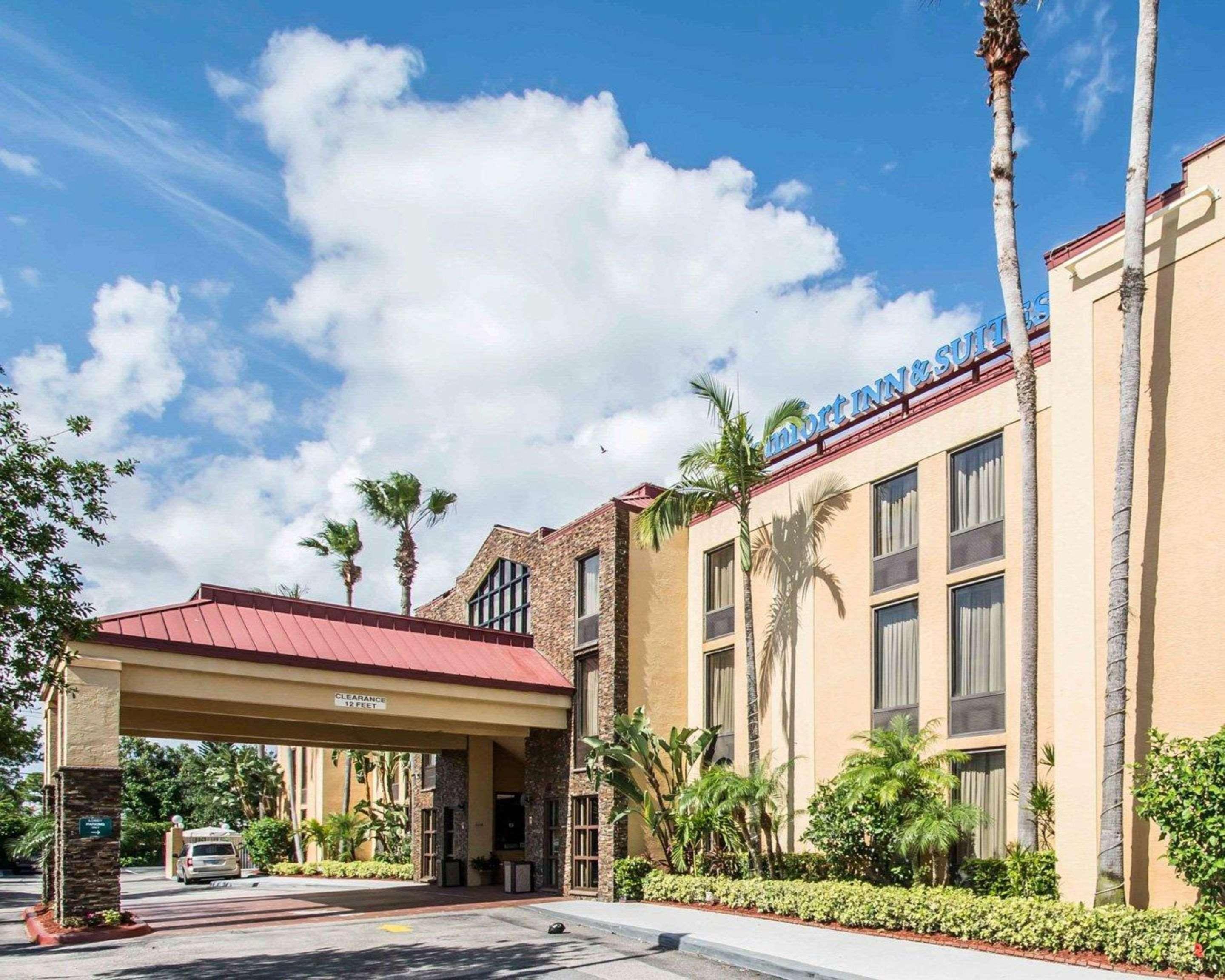 Comfort Inn & Suites Lantana - West Palm Beach South Esterno foto