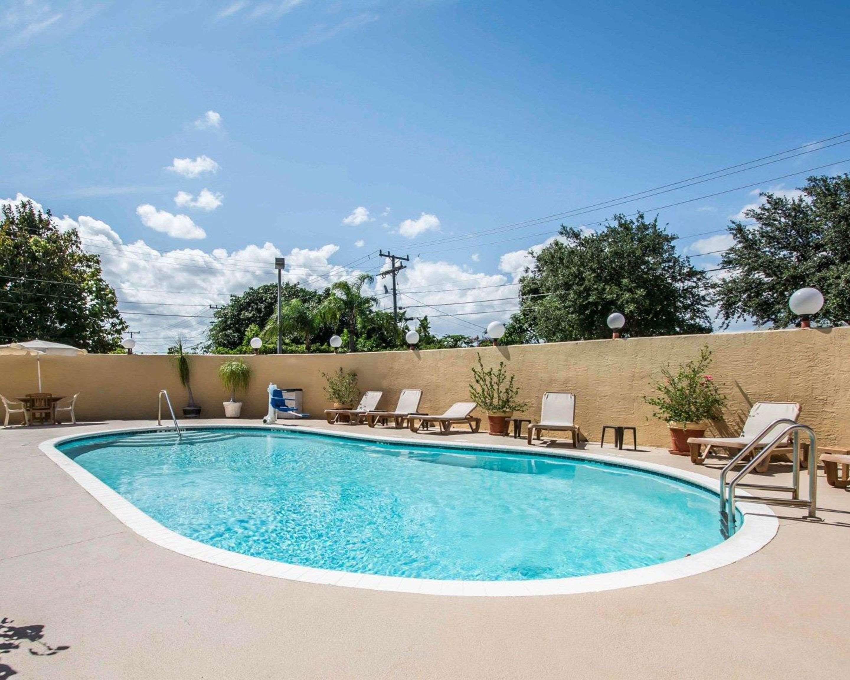 Comfort Inn & Suites Lantana - West Palm Beach South Esterno foto