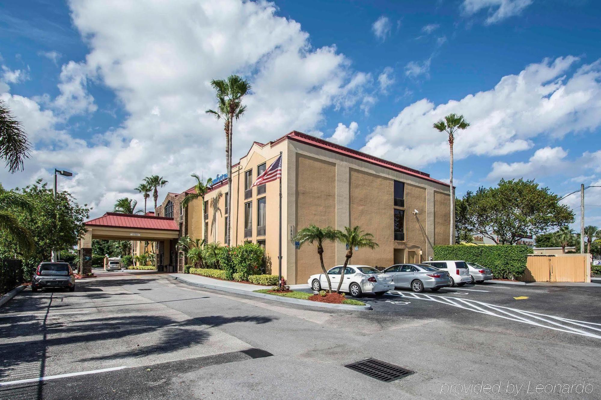 Comfort Inn & Suites Lantana - West Palm Beach South Esterno foto