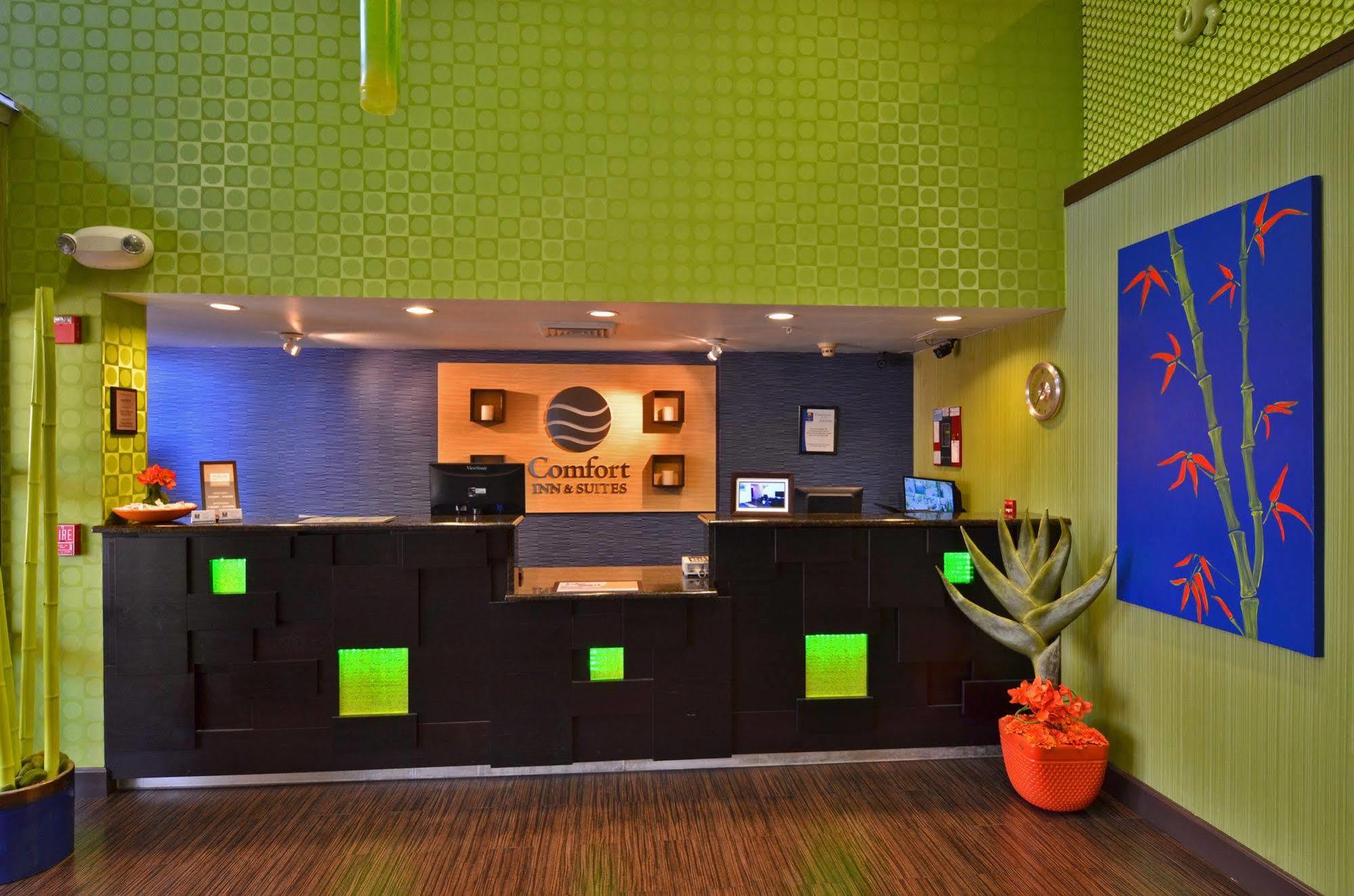 Comfort Inn & Suites Lantana - West Palm Beach South Esterno foto