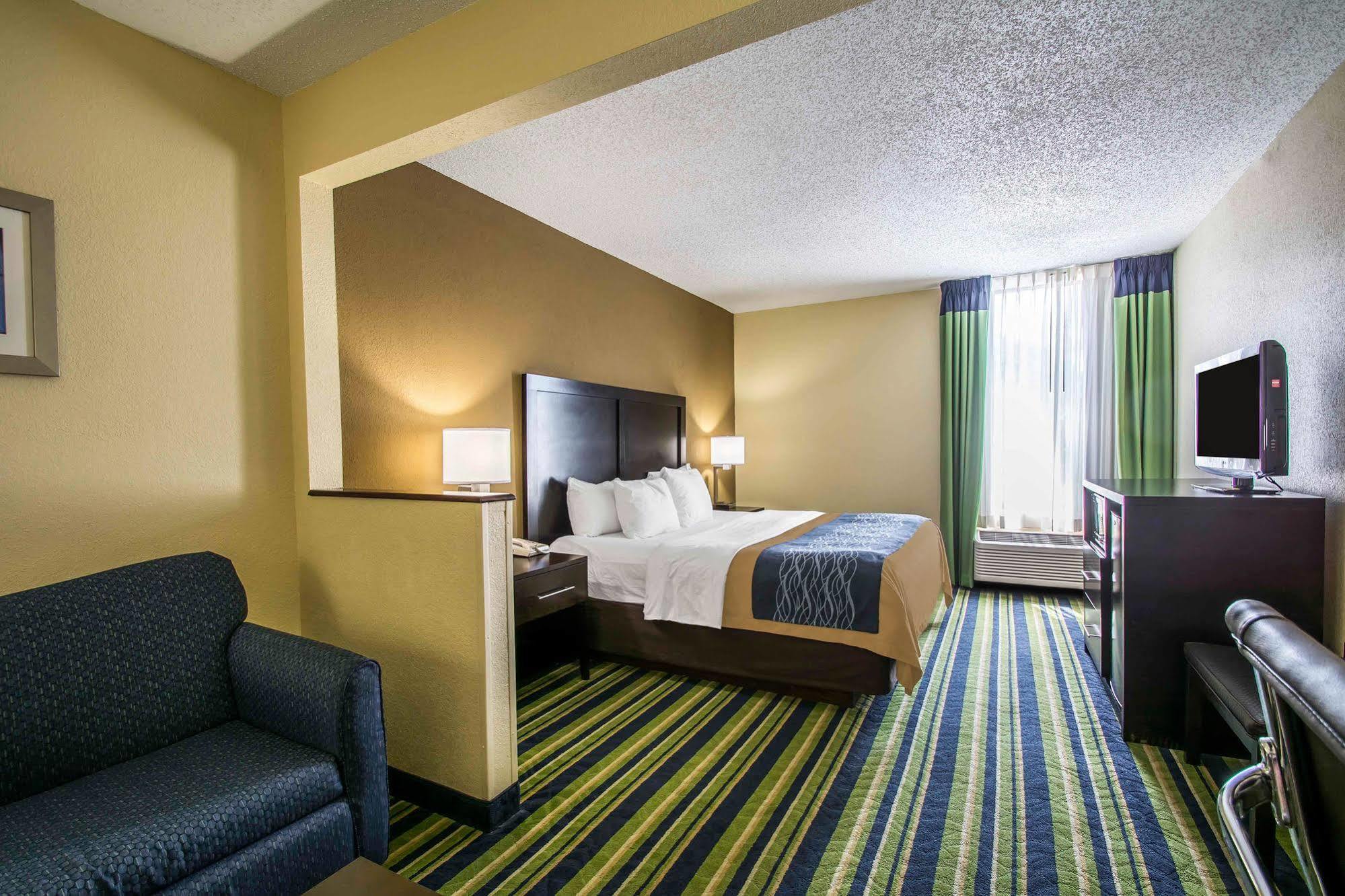Comfort Inn & Suites Lantana - West Palm Beach South Esterno foto